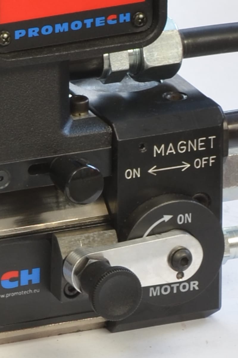 Запуск пневматического привода возможен только при активном магнитном основании